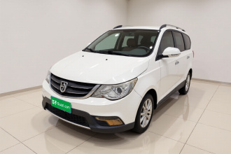 宝骏730 2014款 1.5L 手动舒适型 7座