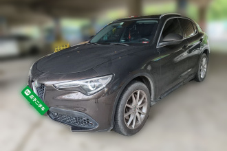 阿尔法·罗密欧 Stelvio斯坦维 2017款 2.0T 200HP 豪华版