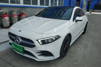 奔驰A级 2019款 改款 A 200 L 运动轿车