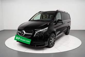 奔驰V级 2022款 V 260 L 长轴距豪华版