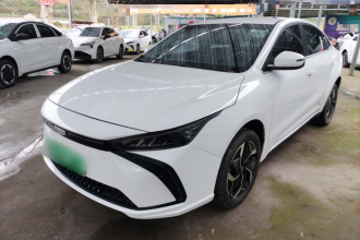 吉利几何G6 2024款 500KM 尊贵型