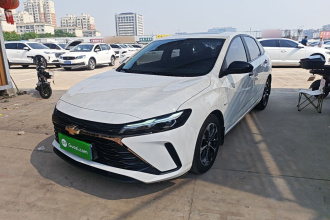 雪佛兰 科鲁泽 2023款 1.3T 轻混自动尊享版