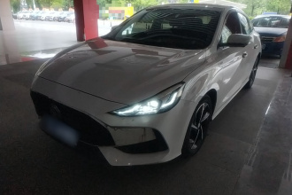 名爵 MG5 2021款 300TGI DCT青奢豪享版