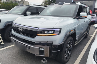 方程豹 豹8 2025款 智勇豪华版 6座