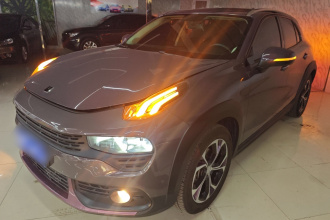 领克02 2020款 1.5T DCT两驱耀版