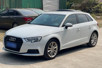 奥迪A3 2018款 30周年年型 Sportback 35 TFSI 进取型