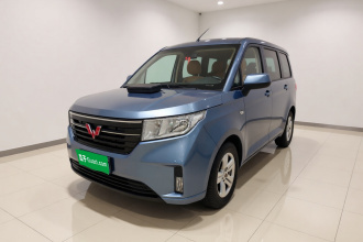 五菱汽车 五菱宏光PLUS 2019款 1.5T 手动舒适型 7座