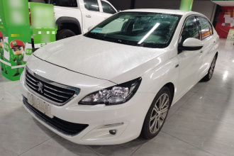 标致408 2015款 1.2T 自动豪华版