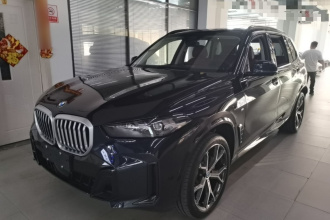 宝马X5 2023款 xDrive 30Li 尊享型M运动曜夜套装
