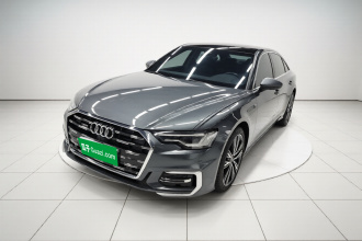 奥迪A6L 2023款 改款 45 TFSI quattro 臻选动感型