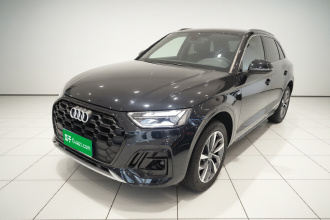 奥迪Q5L 2024款 40 TFSI 时尚动感型