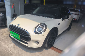 MINI 2019款 1.5T COOPER 艺术家