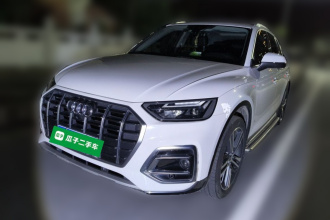 奥迪Q5L 2022款 40T 豪华致雅型