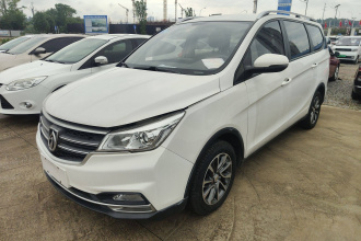 宝骏730 2019款 1.5T CVT时尚型 7座 国V