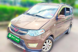 五菱汽车 五菱宏光 2014款 1.5L S舒适型