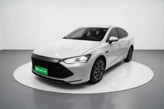 比亚迪 秦PLUS 2021款 DM-i 55KM 旗舰型