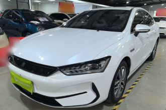 比亚迪 秦PLUS 2024款 荣耀版 EV 420KM超越型