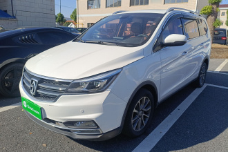 宝骏730 2017款 1.8L iAMT尊享型 7座