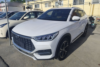 比亚迪 宋PLUS 2020款 1.5T 自动旗舰型