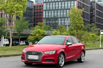 奥迪A3 2018款 30周年年型 Limousine 35 TFSI 风尚型