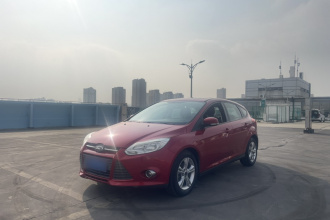 福特 福克斯 2012款 两厢 1.6L 自动风尚型