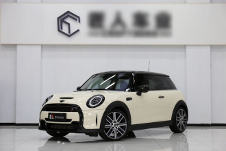 MINI 2022款 2.0T COOPER S 艺术家