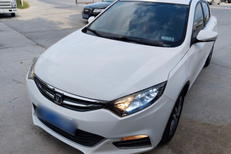 长安 逸动 2016款 XT 1.6L 手动俊酷型