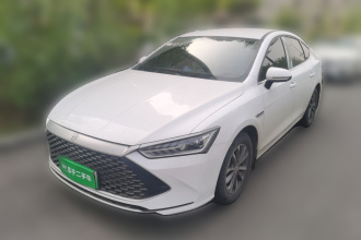 比亚迪 秦PLUS 2024款 荣耀版 DM-i 55KM领先型