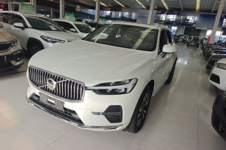 沃尔沃XC60 2025款 B5 四驱智逸豪华版