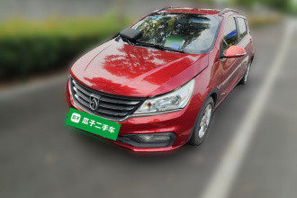 宝骏310 2016款 1.2L 手动豪华型