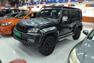 北京越野 北京BJ40 2021款 2.3T 自动四驱刀锋英雄版至尊型