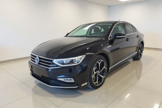 大众 迈腾 2023款 200万辆纪念版 330TSI DSG豪华型