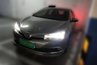 丰田 卡罗拉 2016款 双擎 1.8L E-CVT精英版