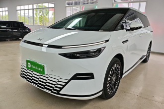 小鹏X9 2025款 纯电 740超长续航 Max