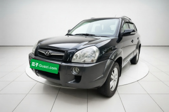 现代 途胜 2009款 2.0L 手动两驱时尚型