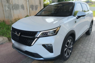 五菱汽车 五菱星辰 2021款 1.5T CVT星曜版