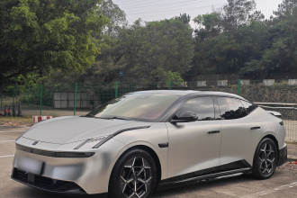 领克Z10 2024款 95kWh 766km后驱Max