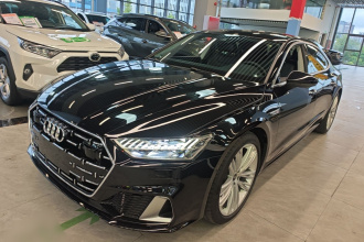 奥迪A7L 2024款 45 TFSI quattro 奢享型