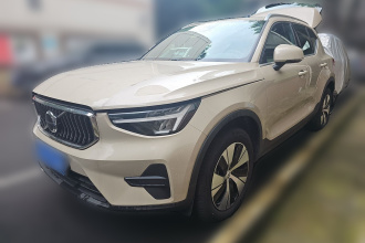 沃尔沃XC40 2025款 B3 智远豪华版
