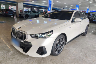 宝马5系(进口) 2024款 525i M运动套装