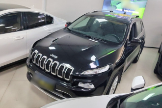 Jeep 自由光 2017款 2.0L 优越版