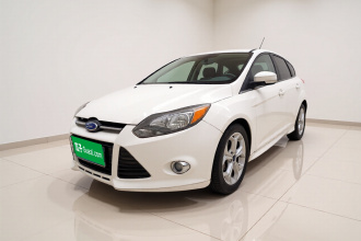 福特 福克斯 2012款 两厢 2.0L 自动豪华运动型