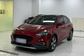 福特 福克斯Active 2021款 EcoBoost 180 自动劲潮型