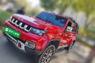 北京越野BJ40 2023款 2.0T 自动四驱城市猎人版至尊型
