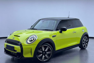 MINI 2022款 2.0T COOPER S 艺术家