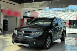 道奇 酷威 2015款 2.0TD 四驱尊尚版