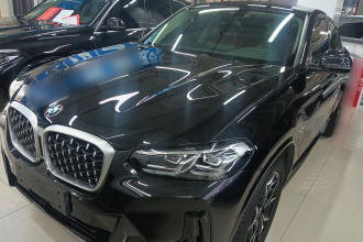 宝马X4 2022款 xDrive 25i M运动套装