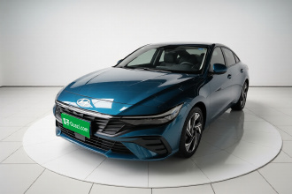 现代 伊兰特 2023款 1.5L CVT LUX尊贵版