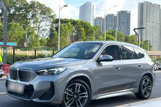 宝马iX1 2023款 xDrive30L M运动套装