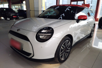 电动MINI COOPER 2024款 456km COOPER E 经典派